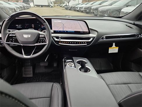 New 2026 Cadillac Lyriq Sport image 19