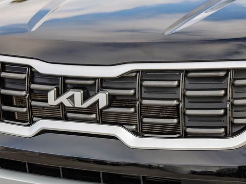Used 2025 Kia Telluride S AWD/4WD image 6