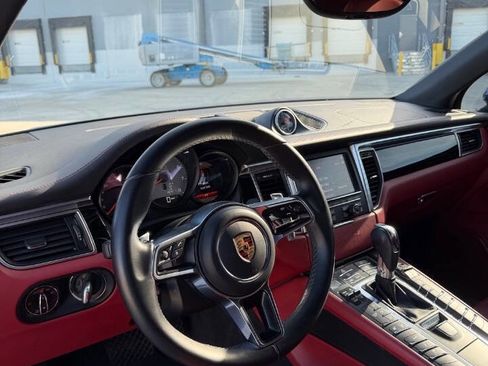 Used 2016 Porsche Macan S image 14