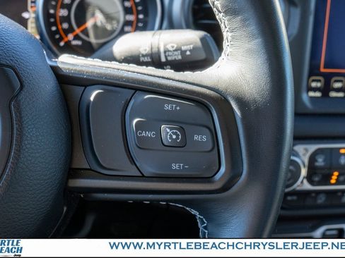 Used 2023 Jeep Gladiator Sport S image 26