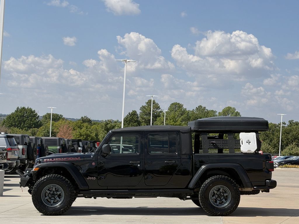 Used 2025 Jeep Gladiator Rubicon AWD/4WD image 3