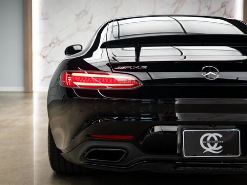 Used 2017 Mercedes-Benz AMG GT Coupe image 28