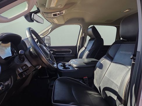 Used 2024 RAM 2500 Laramie image 24