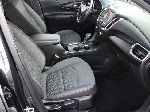 Used 2022 Chevrolet Equinox LT image 11