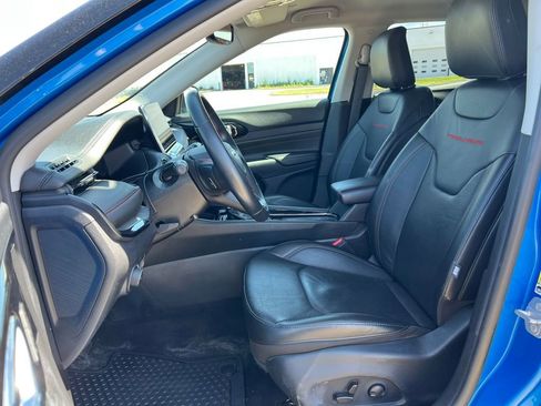 Used 2022 Jeep Compass Trailhawk w/ Trailhawk Elite Group AWD/4WD image 4