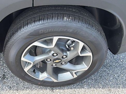 New 2026 Chevrolet Trax LT w/ Driver Confidence Package FWD image 12