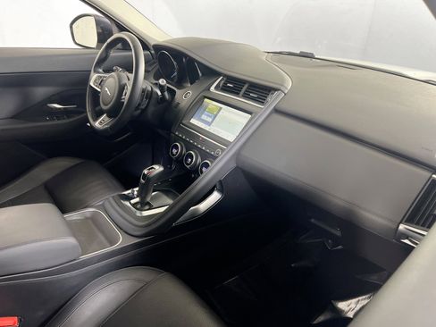 Used 2019 Jaguar E-PACE S image 29