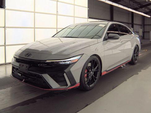 Used 2026 Hyundai Elantra N FWD image 2