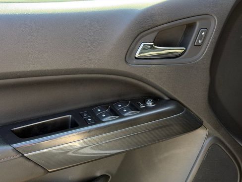 Used 2022 GMC Canyon AT4 w/ Driver Alert Package AWD/4WD image 15