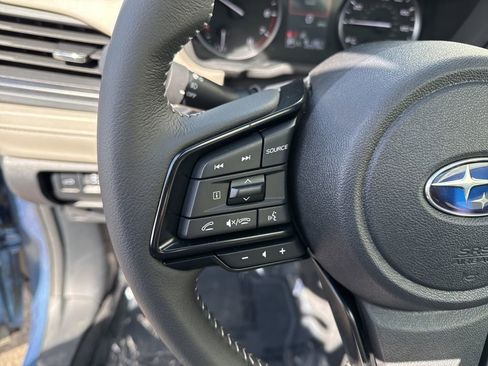 Used 2025 Subaru Forester Premium AWD/4WD image 14