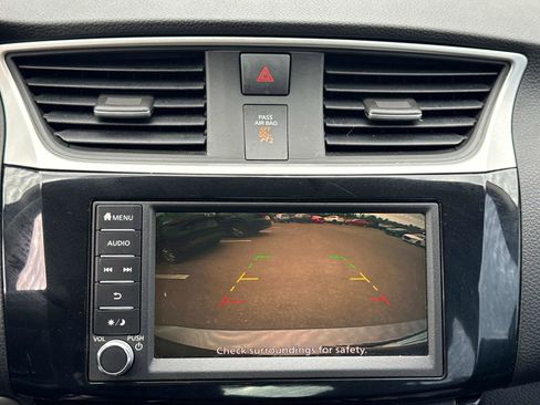 Used 2019 Nissan Sentra SL image 25