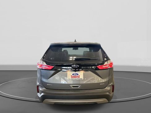Used 2024 Ford Edge SEL w/ Convenience Package image 6