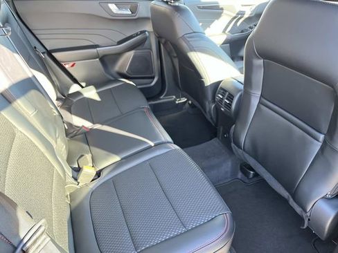 Used 2026 Ford Escape ST-Line Select w/ Equipment Group 401A AWD/4WD image 24