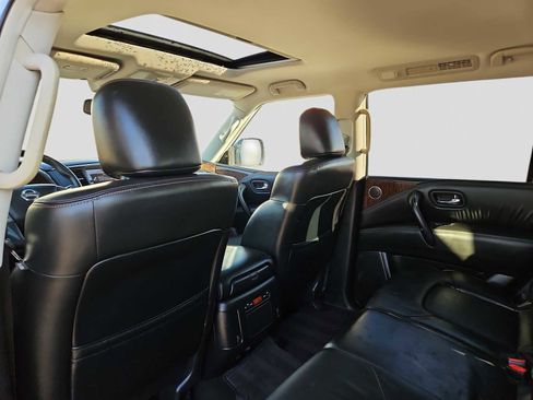 Used 2018 Nissan Armada SL w/ Premium Package image 16
