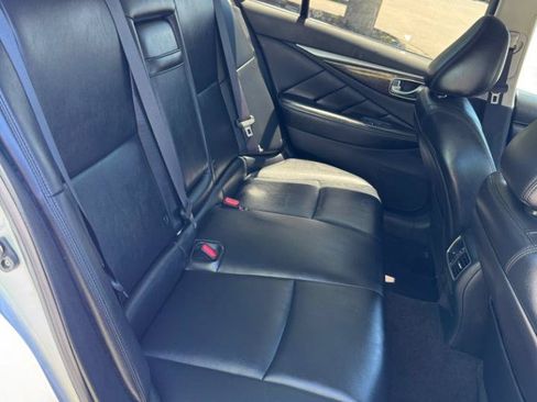Used 2018 INFINITI Q50 Luxe w/ Cargo Package (L95) RWD image 14