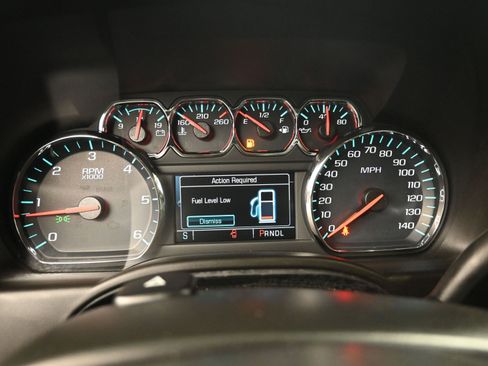 Used 2019 Chevrolet Tahoe LS w/ Enhanced Driver Alert Package image 19