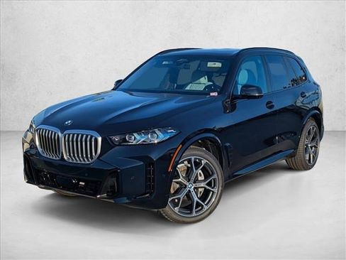 New 2026 BMW X5 xDrive40i w/ M Sport Package image 1