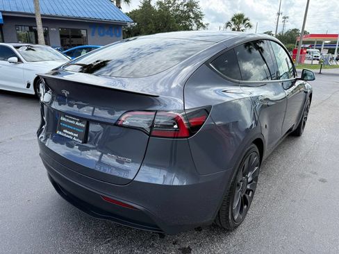 Used 2023 Tesla Model Y Performance AWD/4WD image 8