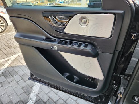 Used 2024 Lincoln Aviator Reserve w/ Equipment Group 201A image 26