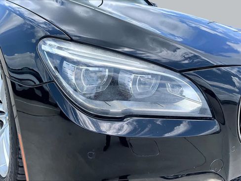 Used 2013 BMW 740i RWD image 25