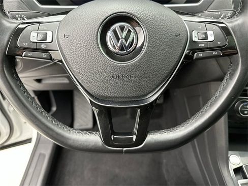 Used 2019 Volkswagen Tiguan SEL image 14