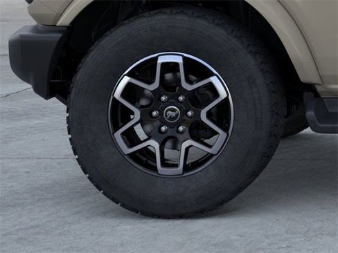 New 2025 Ford Bronco Outer Banks image 21