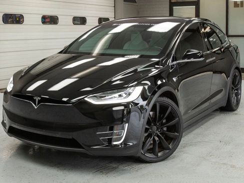 Used 2020 Tesla Model X Long Range AWD image 15