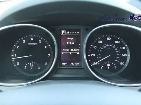 Used 2017 Hyundai Santa Fe Limited FWD image 27