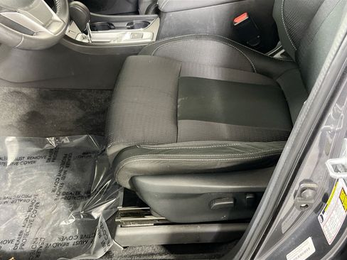 Used 2023 Subaru Ascent Premium w/ Convenience Package AWD/4WD image 18