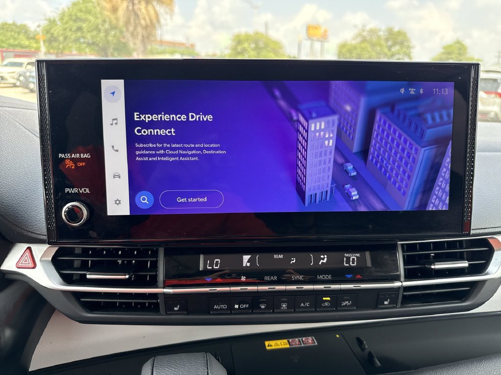 Certified 2025 Toyota Sienna XLE FWD image 20