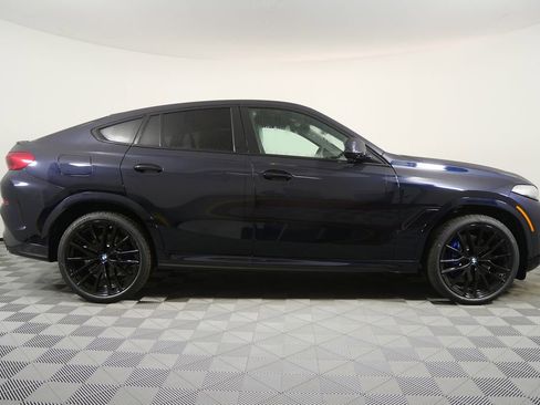 New 2026 BMW X6 xDrive40i image 2