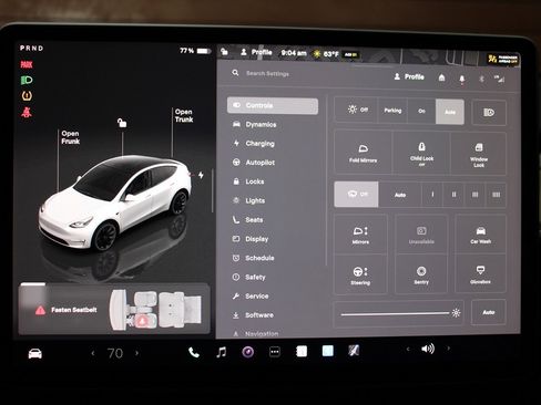 Used 2023 Tesla Model Y Long Range image 37