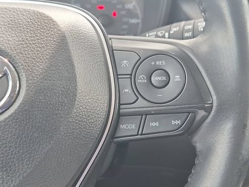 Certified 2024 Toyota Corolla Cross LE FWD image 24
