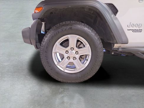Used 2020 Jeep Wrangler Unlimited Sport S image 25
