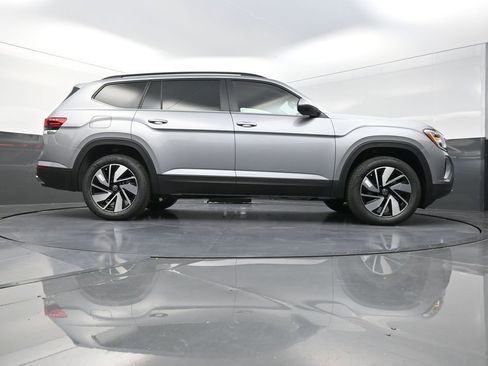 New 2026 Volkswagen Atlas SE image 26