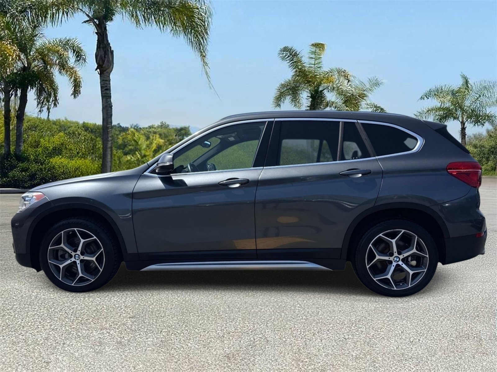 Used 2019 BMW X1 sDrive28i FWD image 2