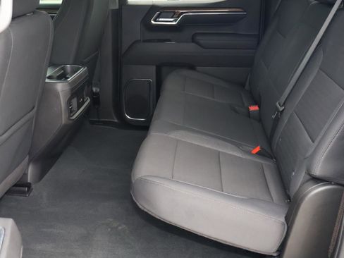 Used 2025 Chevrolet Silverado 1500 LT Trail Boss w/ Convenience Package II AWD/4WD image 22