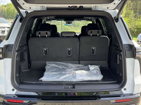 New 2026 Chevrolet Traverse High Country AWD/4WD image 15