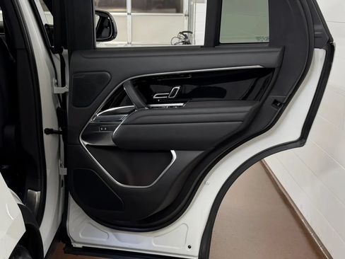 Used 2022 Land Rover Range Rover SE AWD/4WD image 46