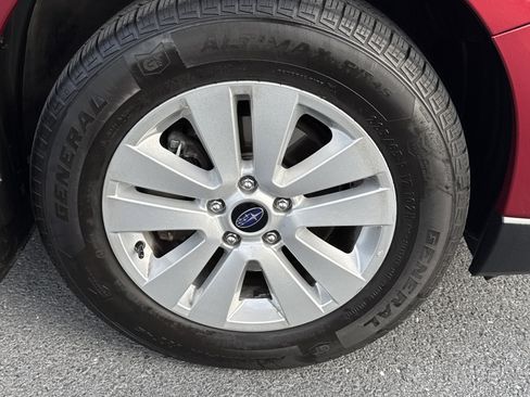 Used 2019 Subaru Outback 2.5i Premium AWD/4WD image 30
