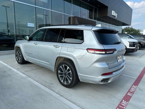 Used 2021 Jeep Grand Cherokee L Overland w/ Luxury Tech Group IV AWD/4WD image 10