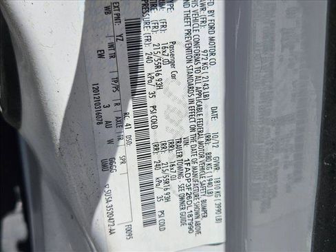 Used 2013 Ford Focus SE w/ SE Winter Pkg FWD image 28