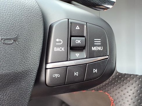 Used 2023 Ford Escape ST-Line w/ Tech Pack #1 AWD/4WD image 16