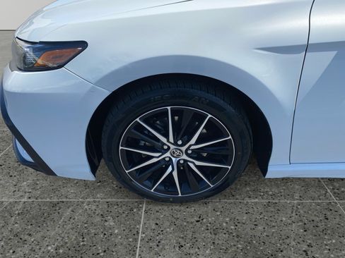 Used 2023 Toyota Camry SE w/ Audio Upgrade Package FWD image 14