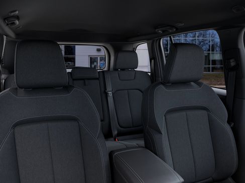 New 2026 Jeep Grand Cherokee Laredo X AWD/4WD image 26