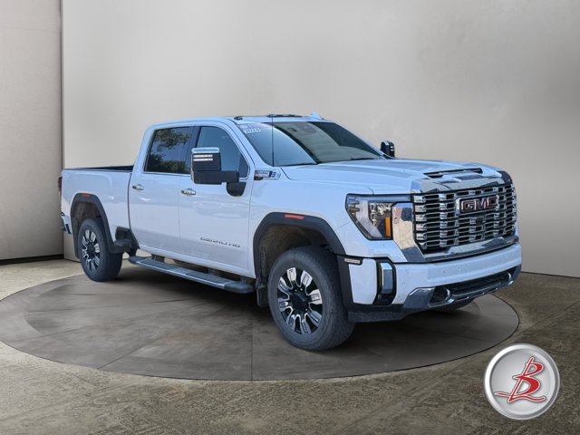 Used 2024 GMC Sierra 2500 Denali w/ Technology Package AWD/4WD image 1