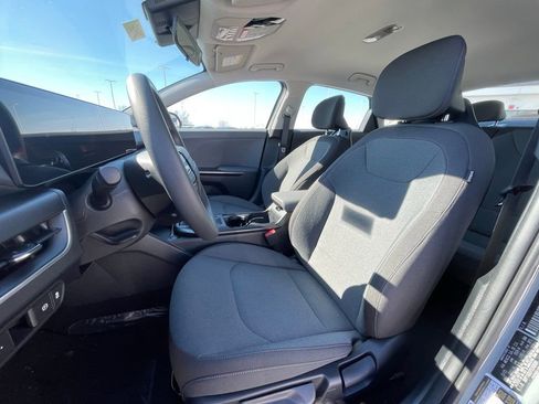 New 2026 Kia K4 LXS image 19