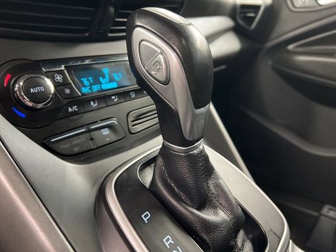 Used 2013 Ford C-MAX SE w/ Winter Pkg image 13