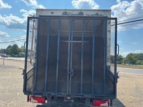 Used 2016 Mercedes-Benz Sprinter 3500 image 4