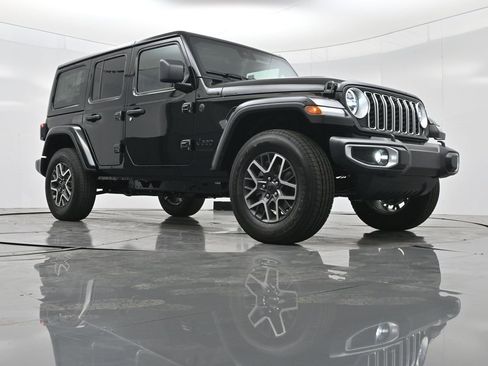New 2025 Jeep Wrangler Sahara w/ Safety Group image 39